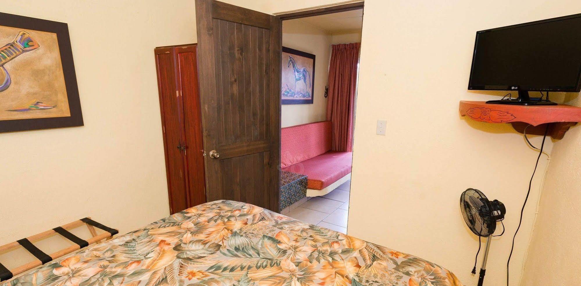 Siesta Suites Boutique Hotel Cabo San Lucas Bagian luar foto